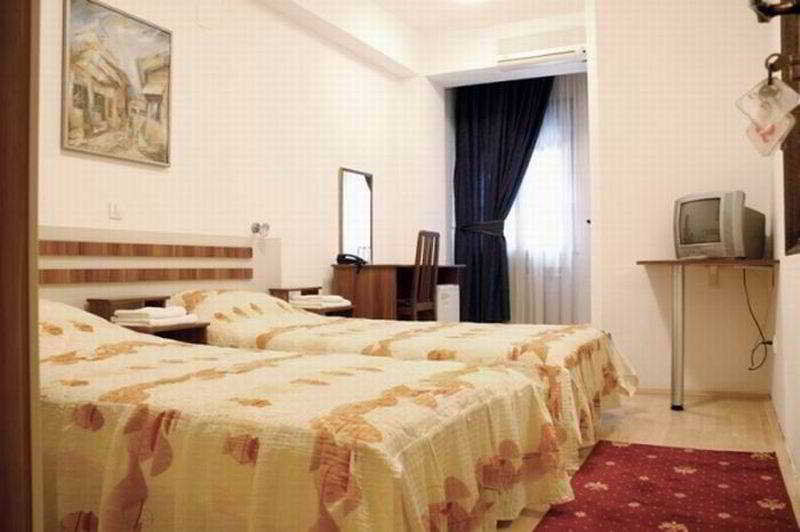 Hotel Ambasador Skopje Zewnętrze zdjęcie